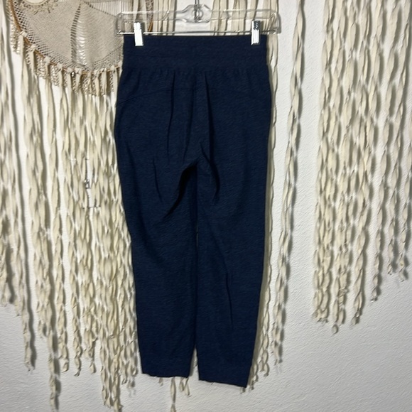 Lululemon Navy Ready To Rulu Cropped Jogger Size 2 - Picture 6 of 13